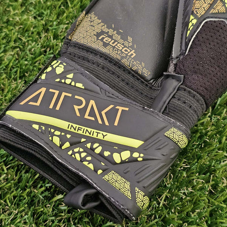 Guanti da portiere Reusch Attrakt Infinity Finger Support 24 base palmo